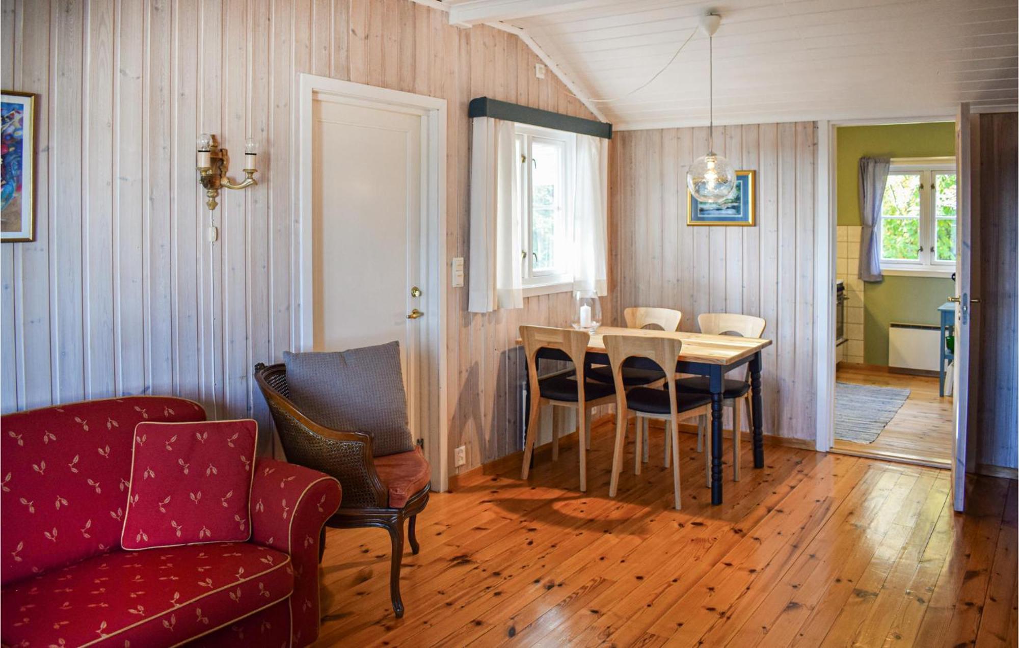 Beautiful Home In Aros With Kitchen Fagerstrand Esterno foto